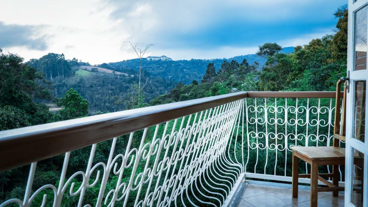 Hotel Pousada Lusitânia à Pedra Azul  Extérieur photo